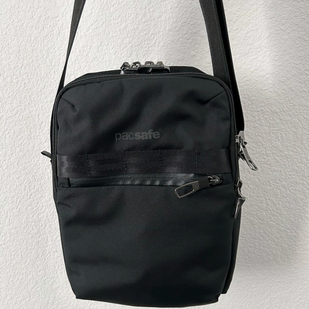 Pacsafe Sleek Black Messenger Bag